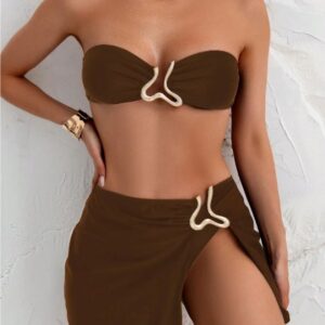 Helena - บิกินี่เกาะอกสีน้ำตาล กางเกงขาสั้นดีเทลผ่าด้านข้าง